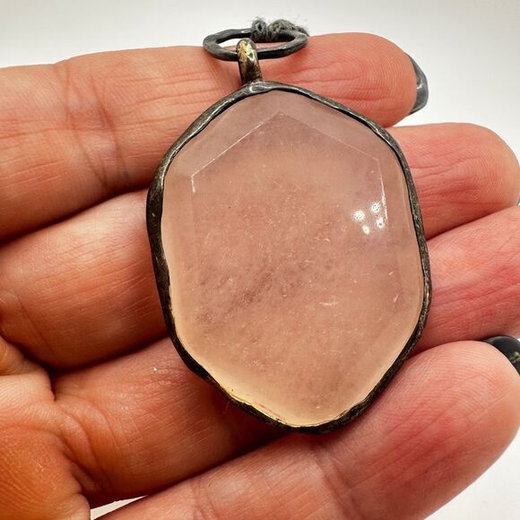 Silpada Designs Necklace N2190. Quartz, Pink Soapstone, Pearl. 24" long - Picture 6 of 8